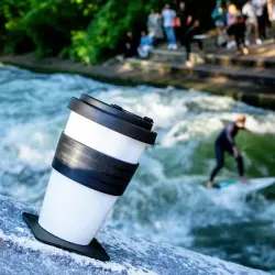 Silwy To-Go-Cup tazza magnetica  in porcellana con coperchio